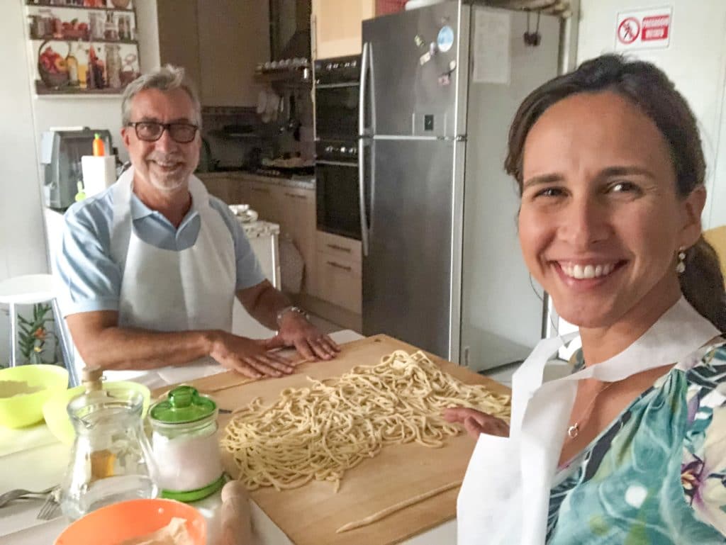 Aula de Culinária na Toscana: fazendo pici em Montalcinopicci