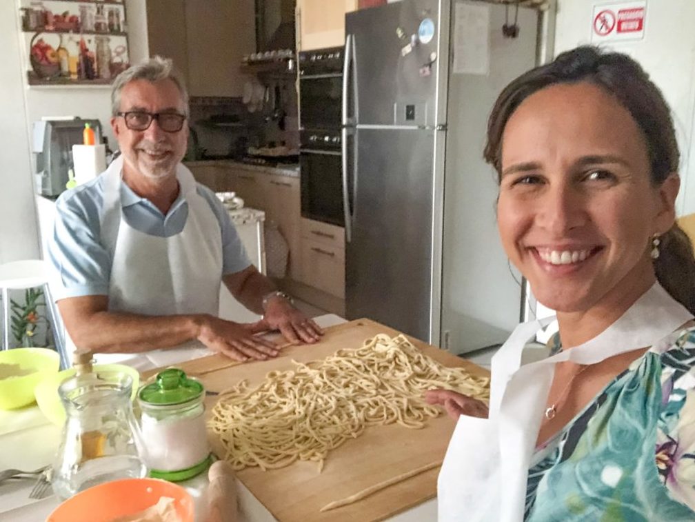 Aula de Culinária na Toscana: fazendo pici em Montalcinopicci