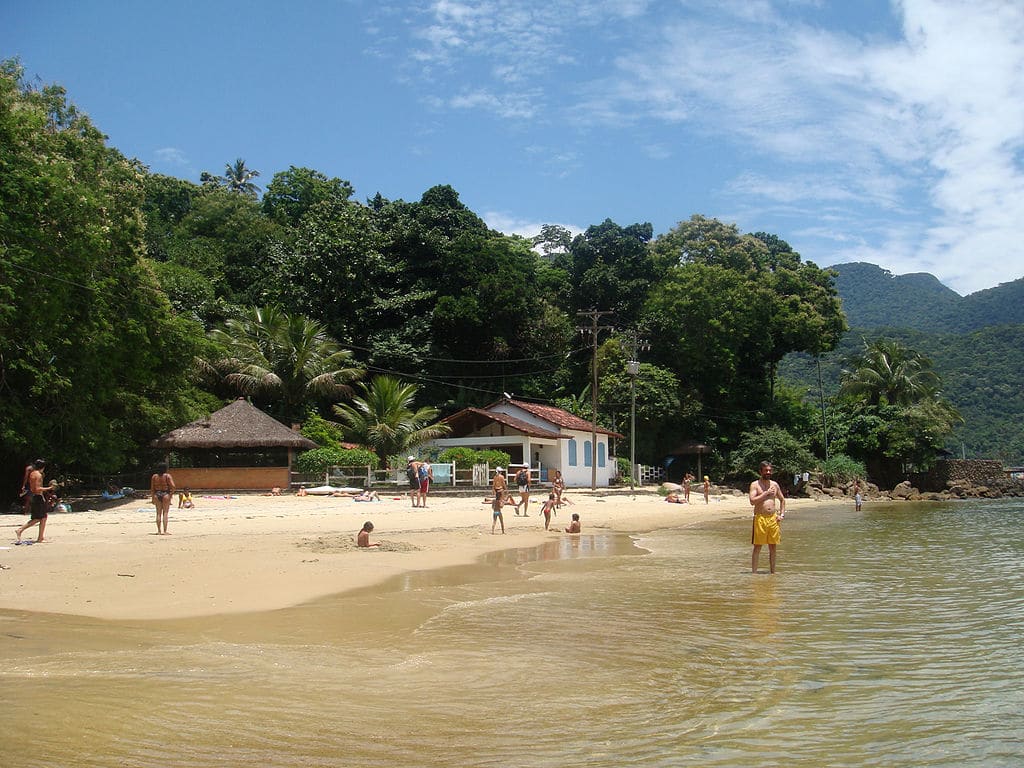 Praia da Júlia Abraão Ilha Grande Angra