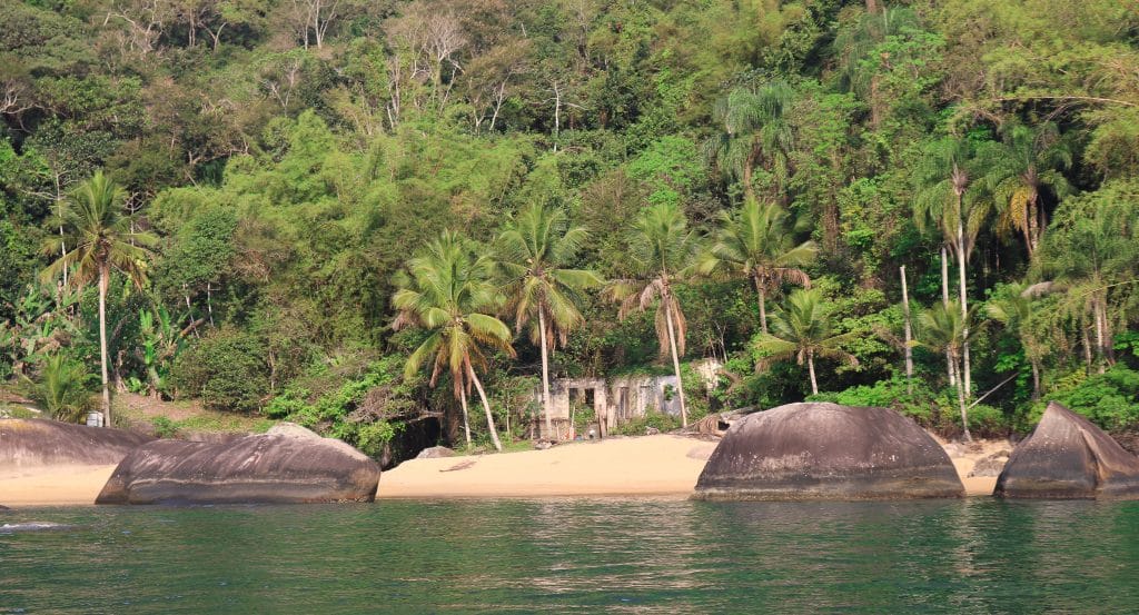 Praia de Itaguaçu - Ilha Grande - Angra dos Reis