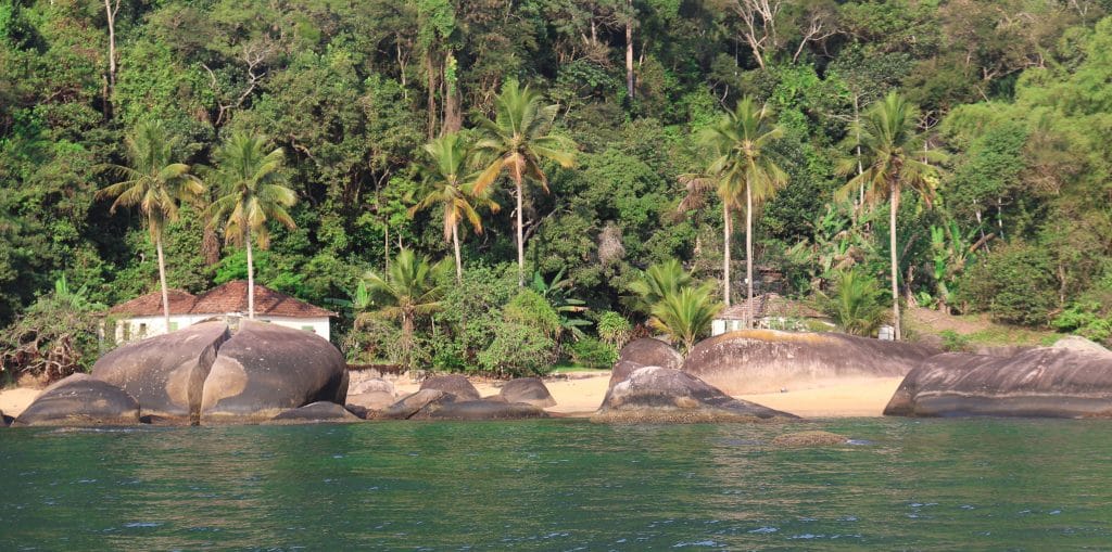 Praia de Itaguaçu - Ilha Grande - Angra dos Reis 2