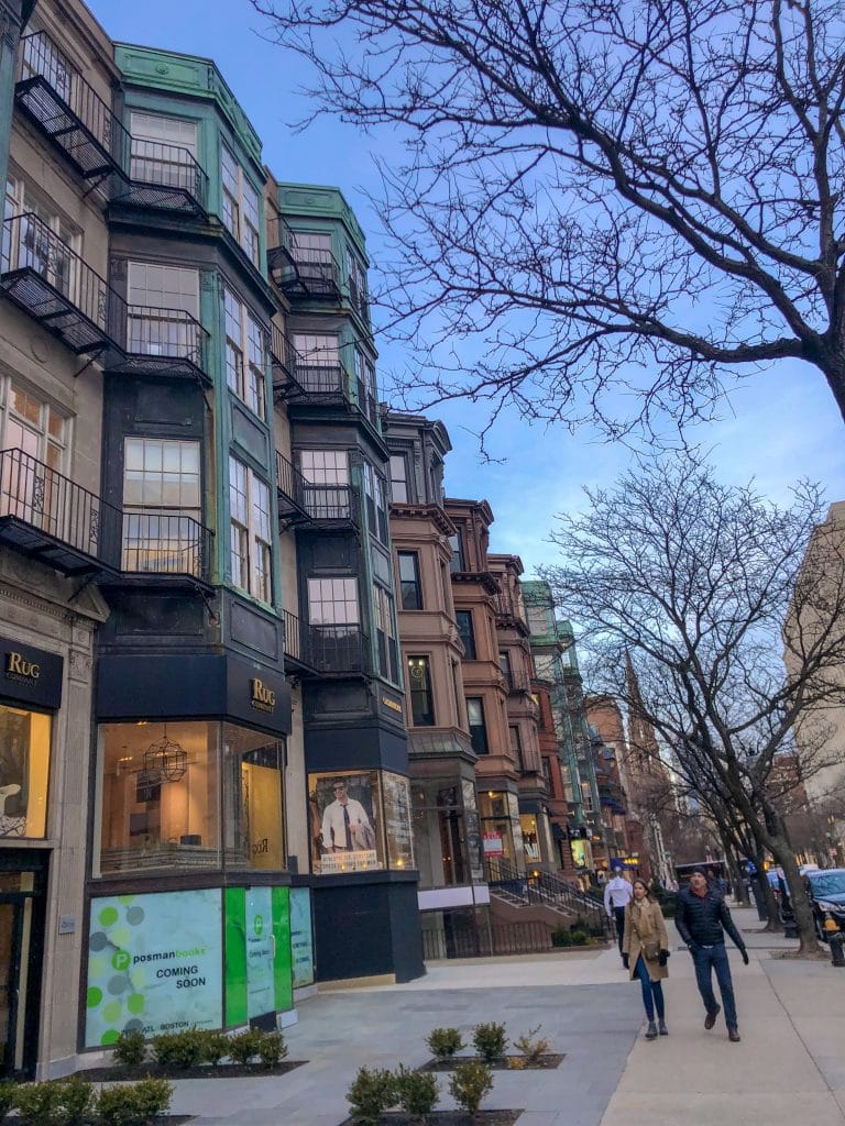 Rua de compras em Boston