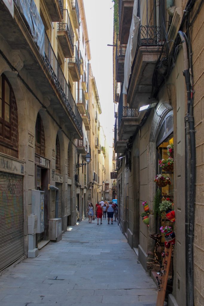 Carrer Petritxol - Bairro Gótico Barcelona - Casal Giramundo