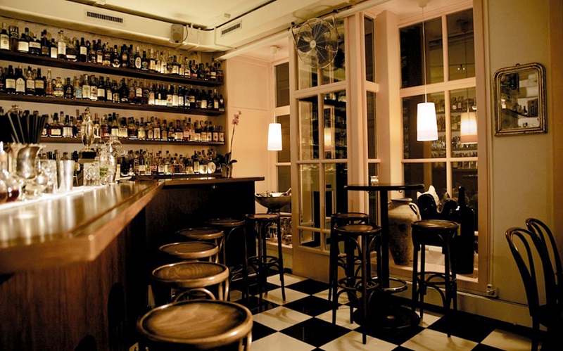 Zurich - vida noturna - Bar Old Crow